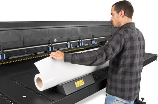 HP R1000 latex printer