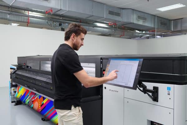 HP Latex FS50/FS50W Printer - Image 7
