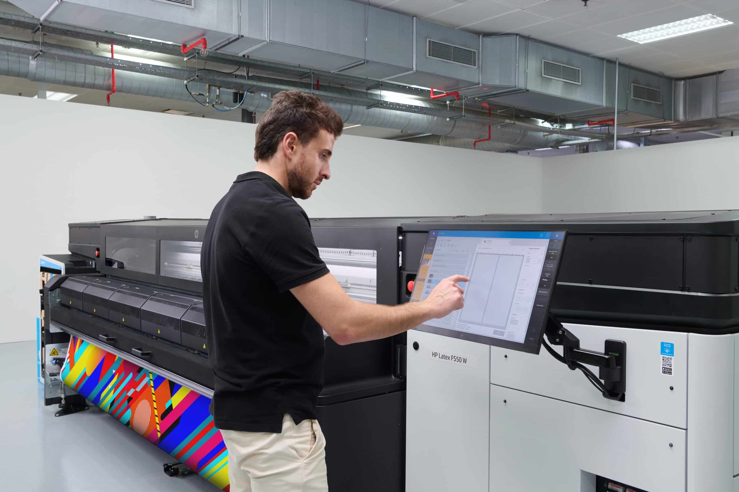 HP Latex FS50/FS50W Printer - Image 7