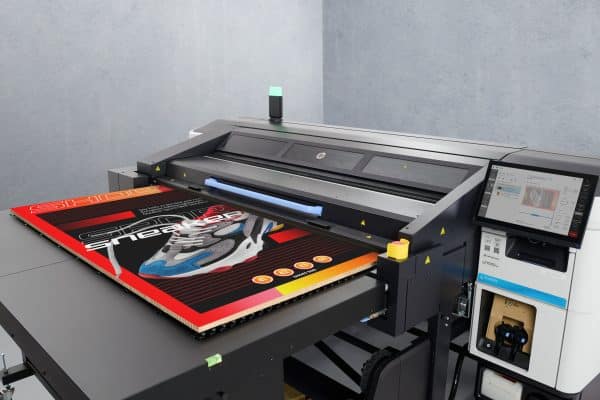 HP Latex R530 Printer - Image 8